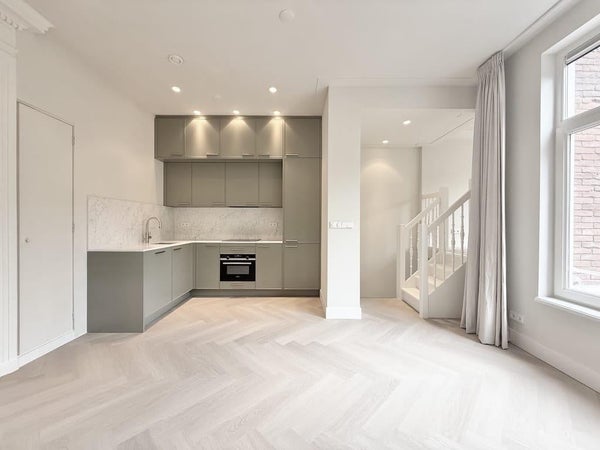 Te huur:  Amsterdam  / €3875 p.m. / 112m2