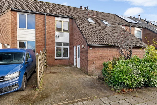 Te huur:  Lelystad  / €2095 p.m. / 118m2