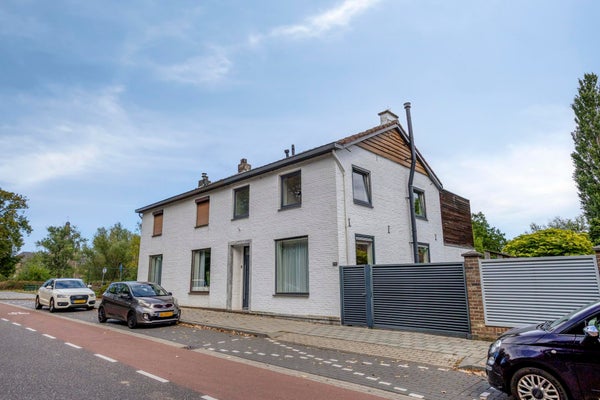 Te huur:  Hoensbroek  / €3000 p.m. / 178m2