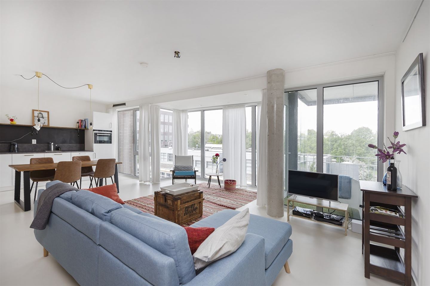 For rent: Amsterdam / €2600 p.m. / 93m2