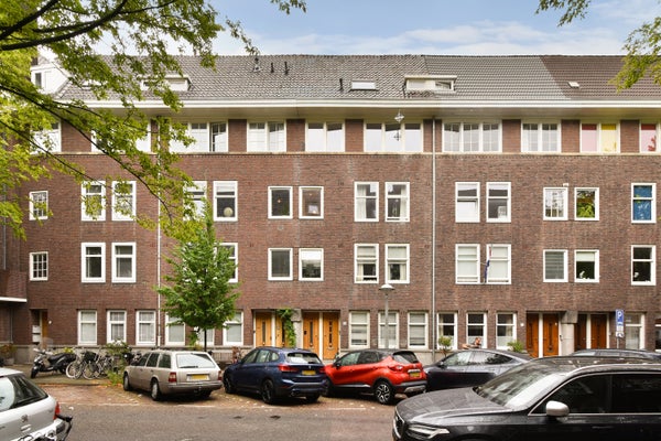 Te huur:  Amsterdam  / €5950 p.m. / 198m2