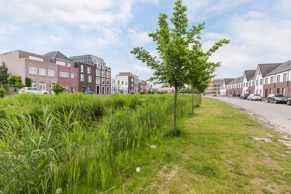 For rent: Almere / €1620.00 p.m. / 120.00m2