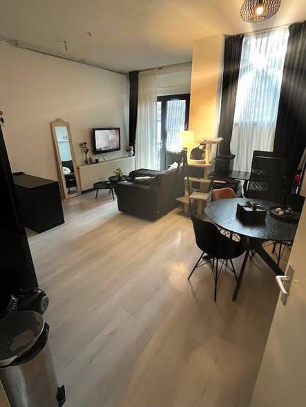 For rent: Amsterdam / €840.00 p.m. / 10.00m2