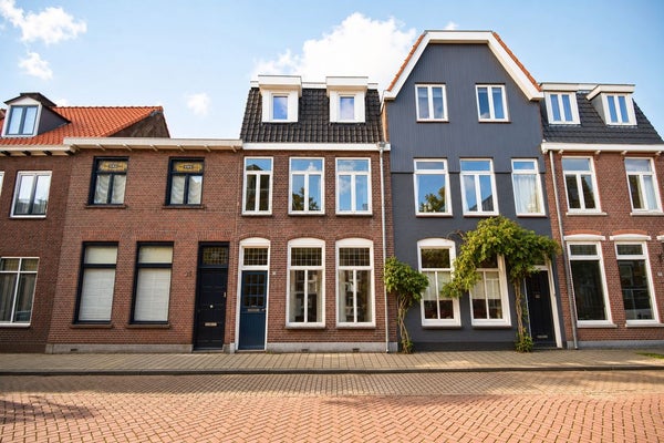 For rent:  Breda  / €2750.00 p.m. / 133.00m2