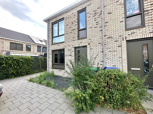 For rent: Den Haag / €2275 p.m. / 117m2