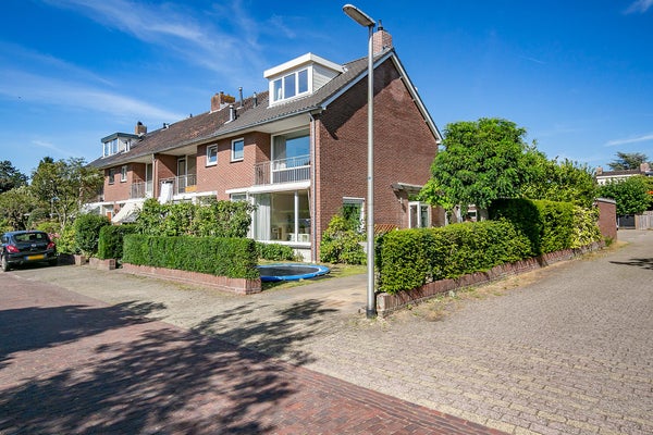 Te huur:  Bussum  / €3250 p.m. / 145m2