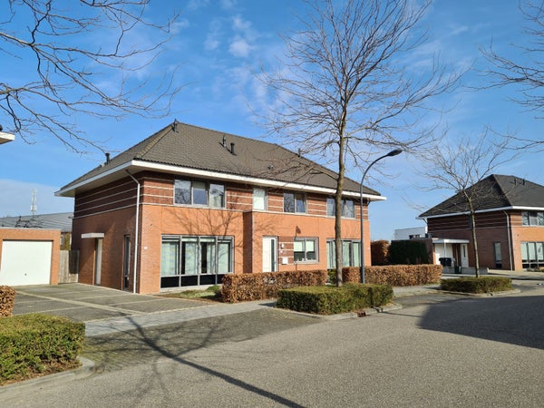 Te huur:  Geleen  / €1250,00 p.m. / 120,00m2