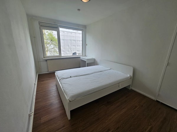 For rent: Tilburg / €400.00 p.m. / 12.00m2