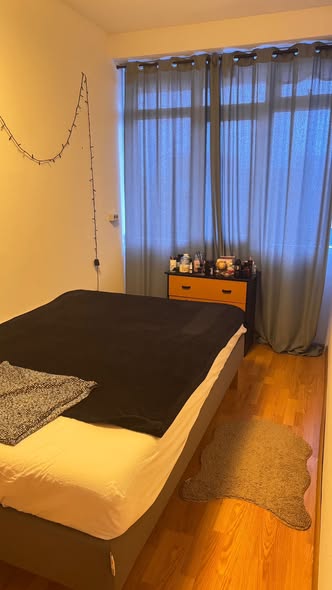 For rent: Amsterdam / €1045.00 p.m. / 82.00m2