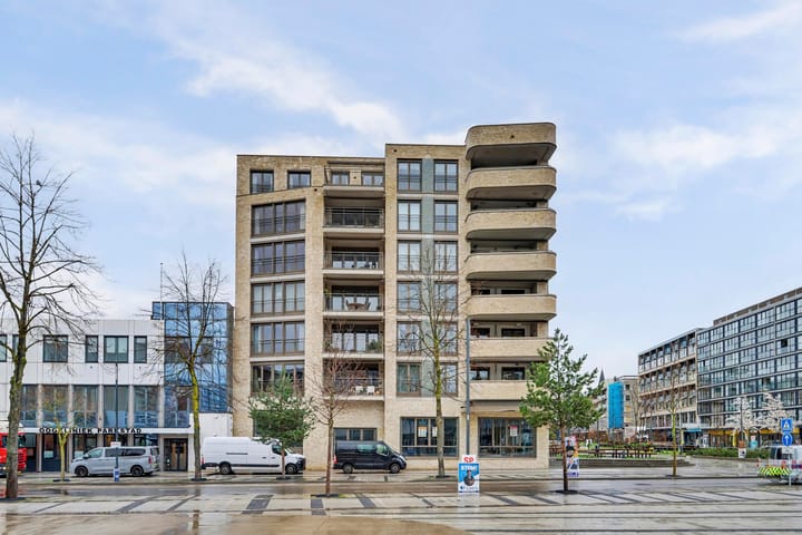 For rent: Heerlen / €2700 p.m. / 125m2