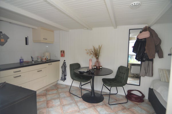 For rent:  Breda  / €425.00 p.m. / 15.00m2