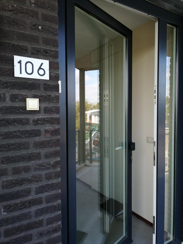 For rent: Landgraaf / €10251090 p.m. / 85m2
