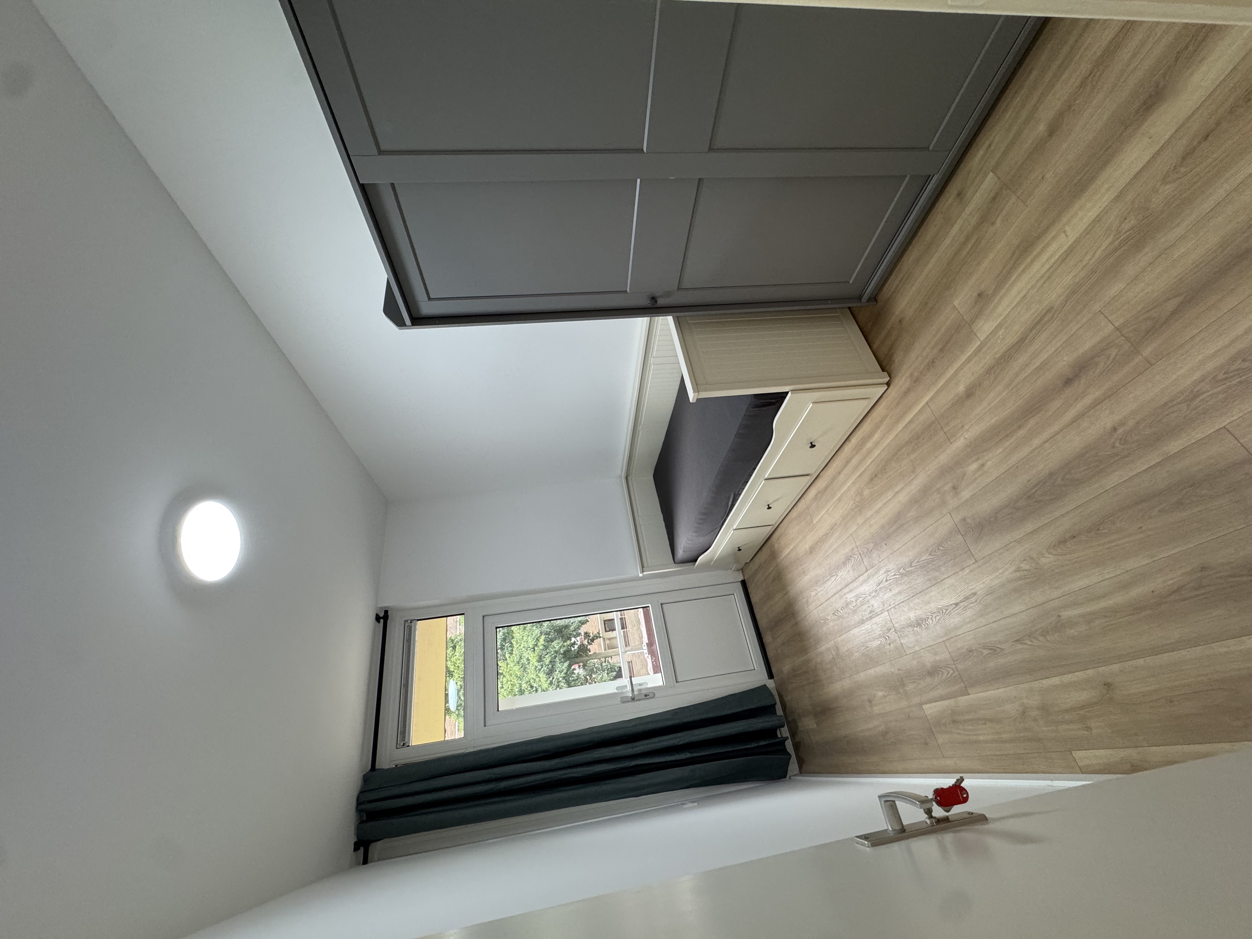 Te huur: Rotterdam / €900 p.m. / 10m2