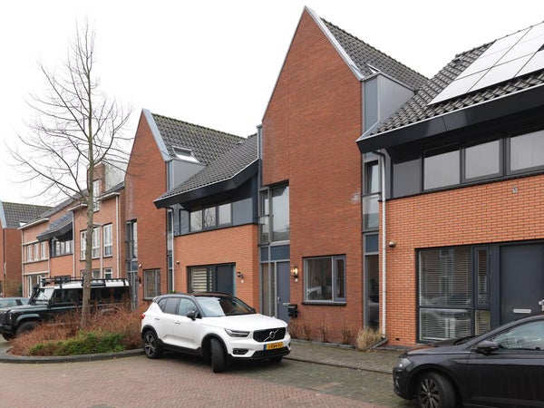 For rent: Purmerend / €2500 p.m. / 135m2