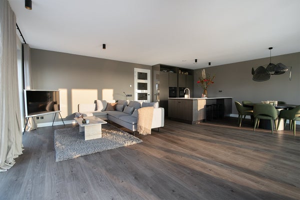 Te huur:  Amsterdam  / €3200,00 p.m. / 118,00m2