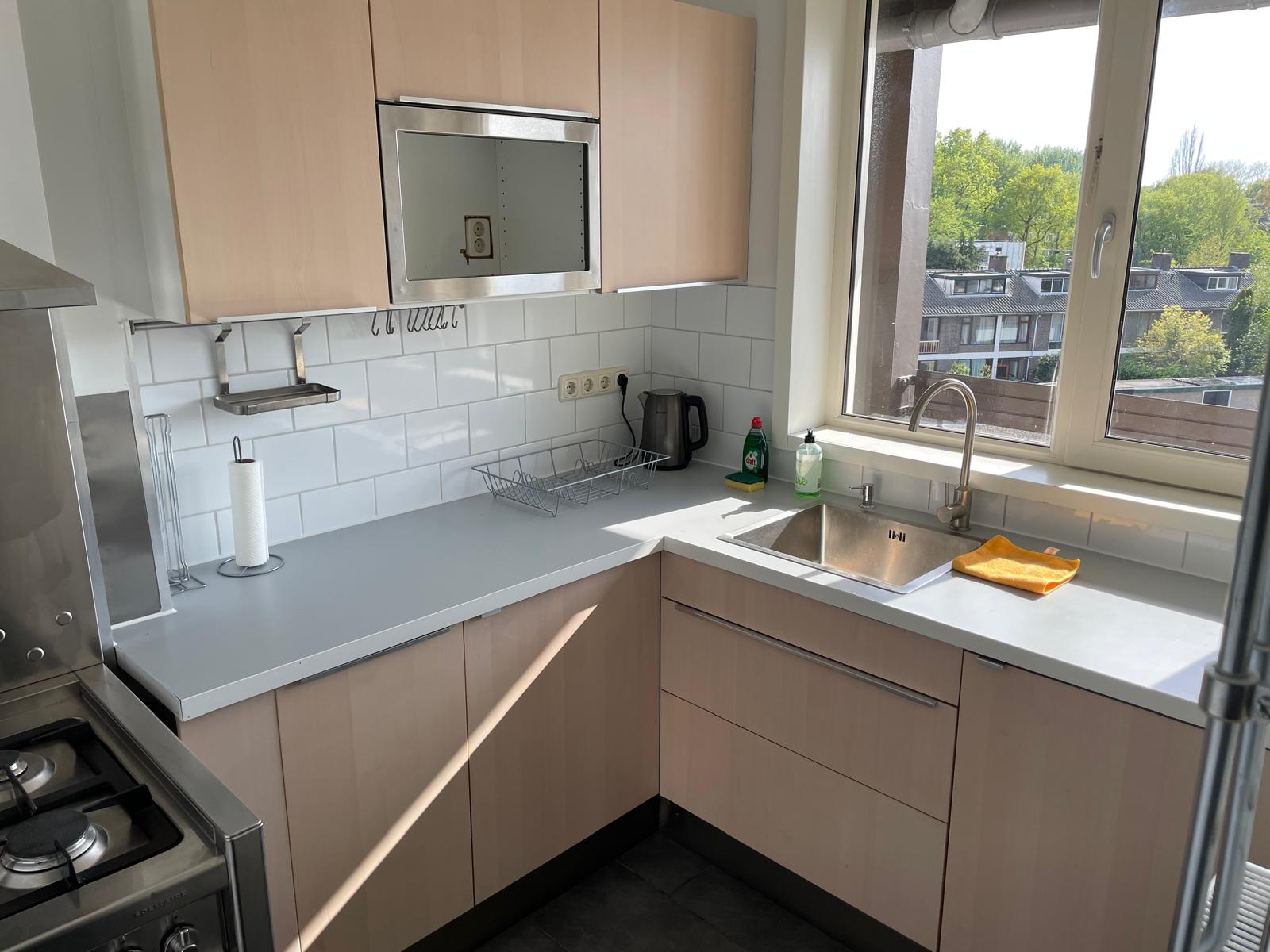 For rent: Amstelveen / €1110.00 p.m. / 10.00m2