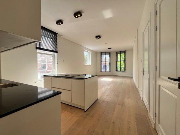For rent: Den Haag / €2460.00 p.m. / 80.00m2