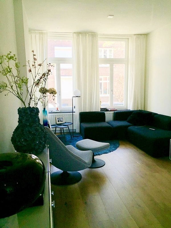 For rent: Maastricht / €21002400 p.m. / 179m2