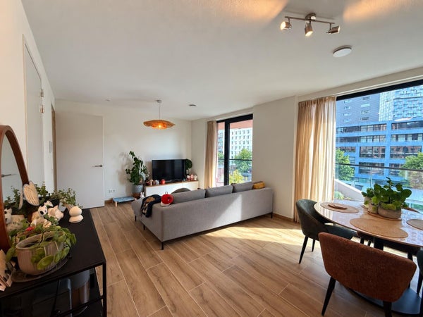 For rent:  Rotterdam  / €2595 p.m. / 68m2