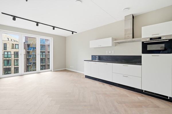 For rent: Hoofddorp / €2100 p.m. / 72m2