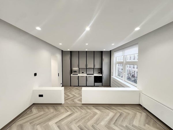 Te huur: Amsterdam / €27252750,00 p.m. / 64,00m2