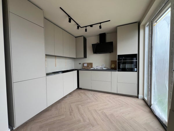 Te huur: Spijkenisse / €2950,00 p.m. / 112,00m2