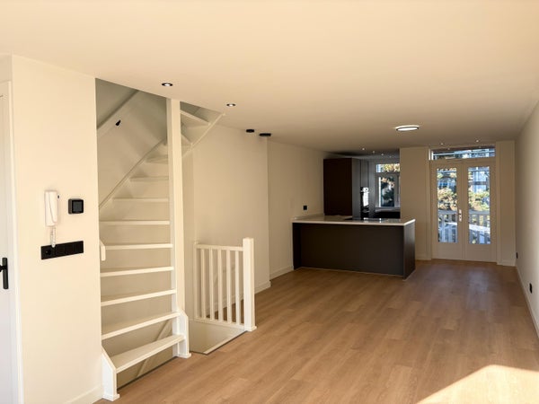 Te huur:  Amsterdam  / €3000,00 p.m. / 84,00m2