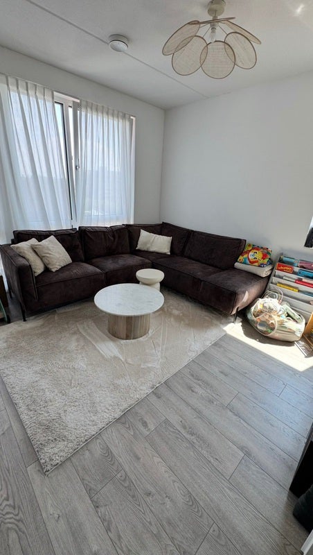 For rent: Den Haag / €1235 p.m. / 63m2