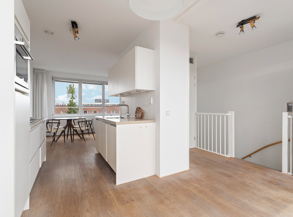 For rent: Amsterdam / €2400.00 p.m. / 88.00m2