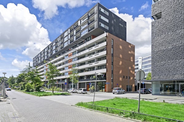 Te huur:  Rotterdam  / €2350,00 p.m. / 100,00m2