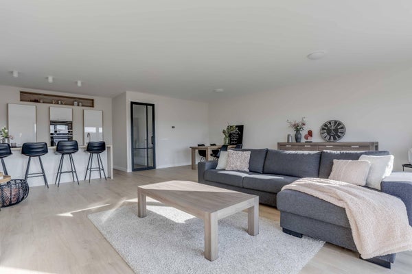 For rent: Rozenburg / €2395 p.m. / 112m2