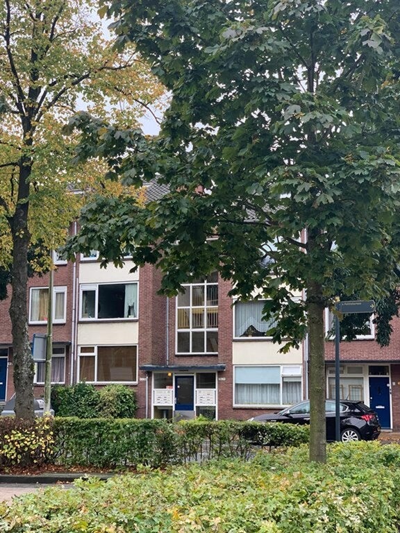 Te huur:  Diemen  / €1950,00 p.m. / 100,00m2