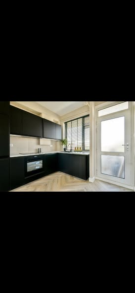 Te huur: Amsterdam