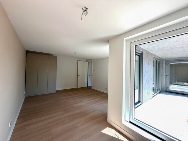 Te huur:  Tilburg  / €2700 p.m. / 100m2