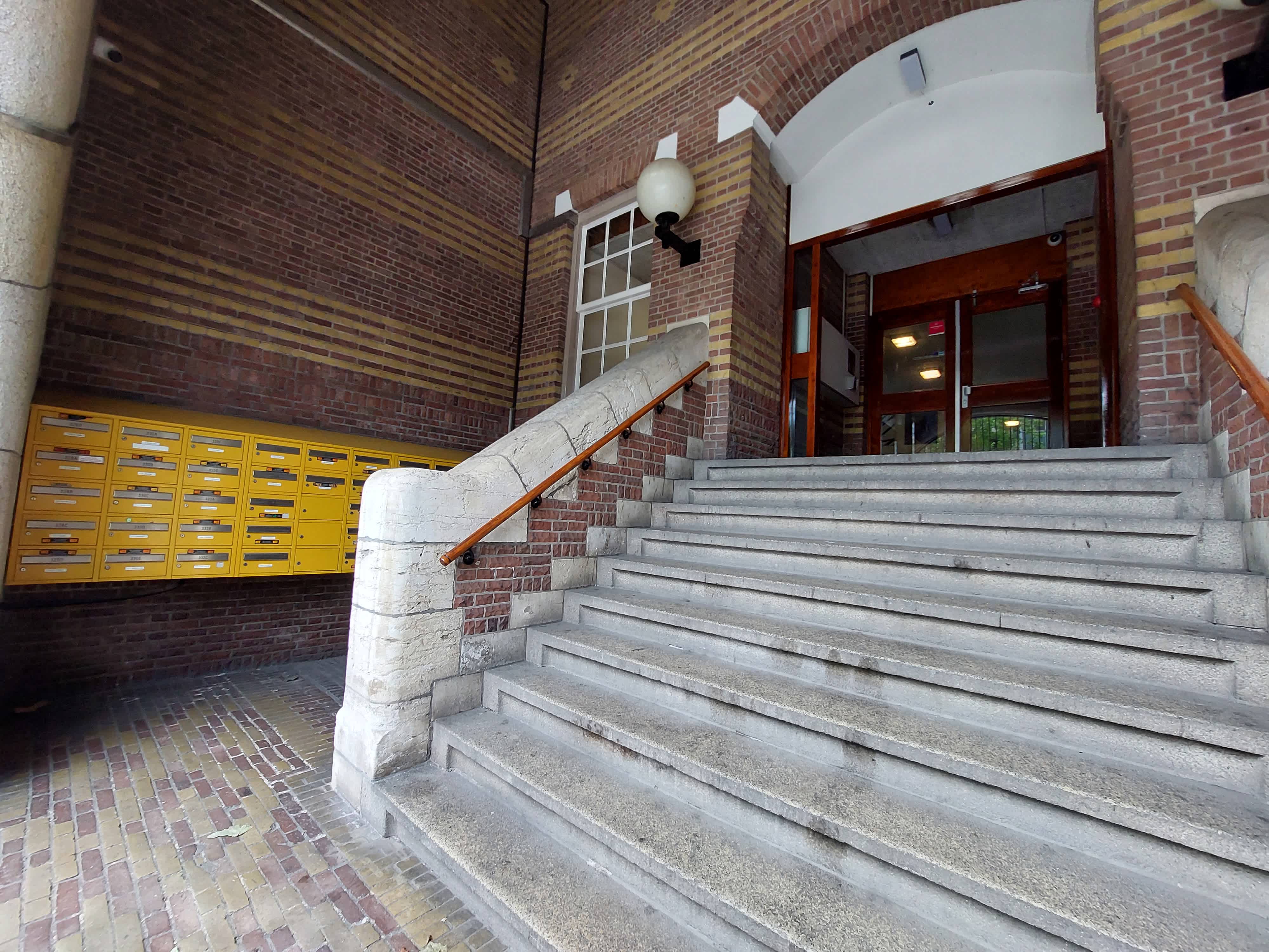 For rent: Amsterdam / €932 p.m. / 27m2