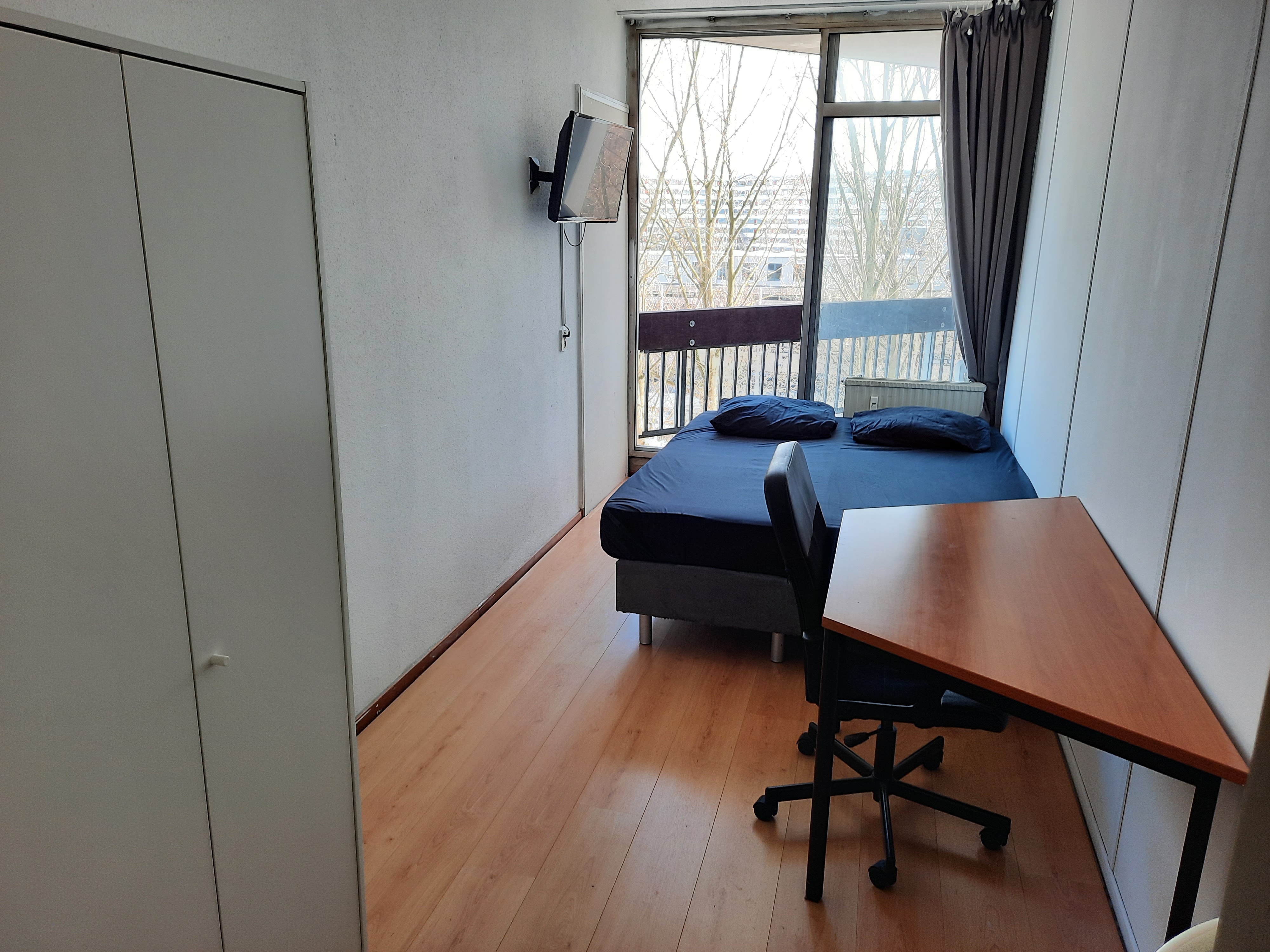 For rent: Amsterdam / €798 p.m. / 99m2