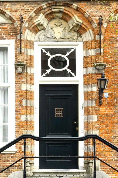 Te huur:  Delft  / €2500,00 p.m. / 170,00m2