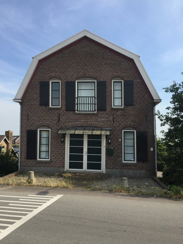 Te huur: Groot-Ammers / €1250 p.m. / 226m2