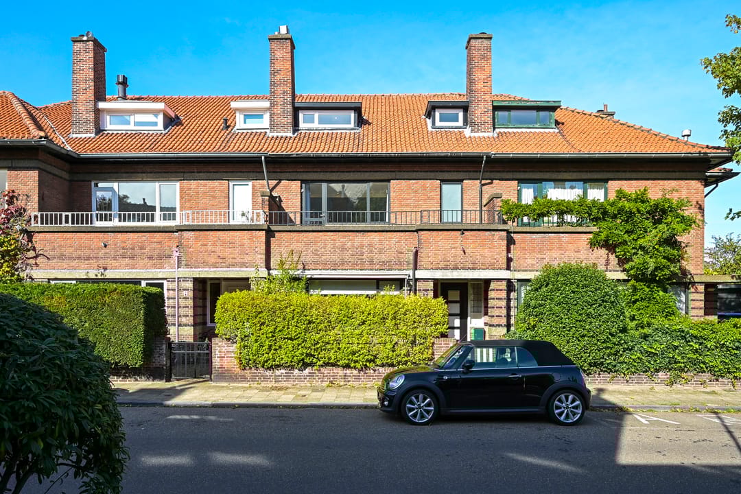 For rent: Den Haag / €4250.00 p.m. / 225.00m2