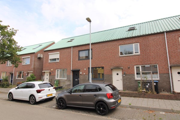 For rent: Eindhoven / €18501950.00 p.m. / 114.00m2