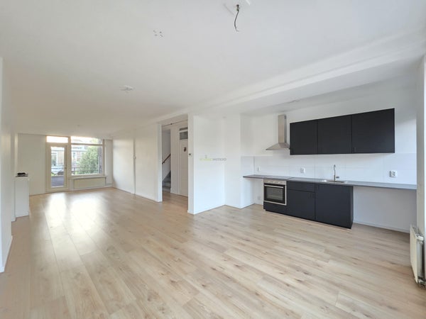 Te huur:  Rotterdam  / €2395 p.m. / 137m2