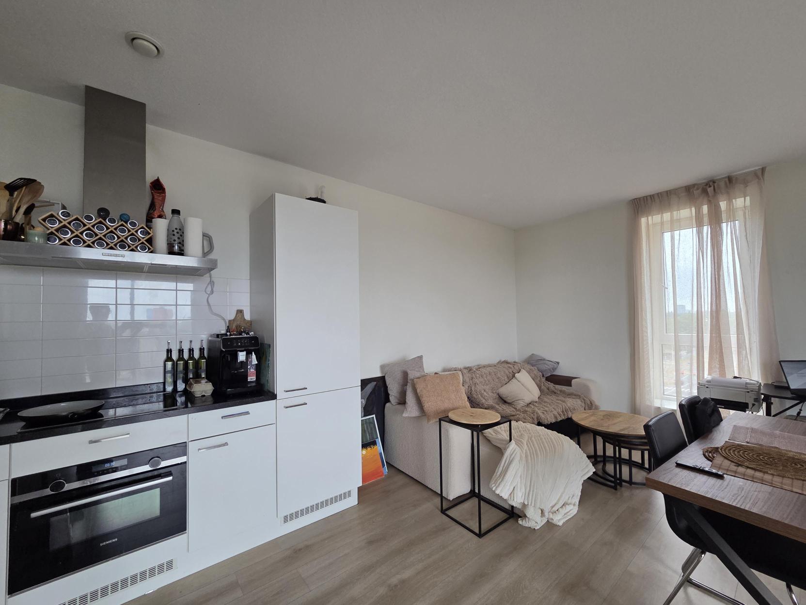 For rent: Den Haag / €1250 p.m. / 14m2