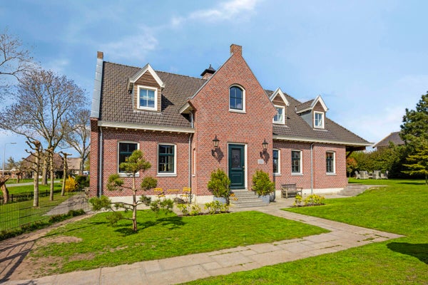 Te huur: Berkel en Rodenrijs / €5995 p.m. / 266m2