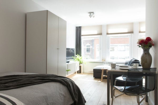 For rent:  Amsterdam  / €975 p.m. / 28m2