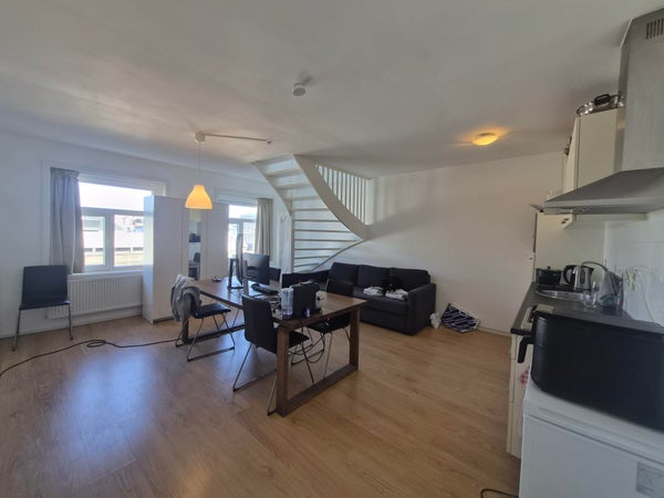 For rent: Den Haag / €11961231.00 p.m. / 38.00m2