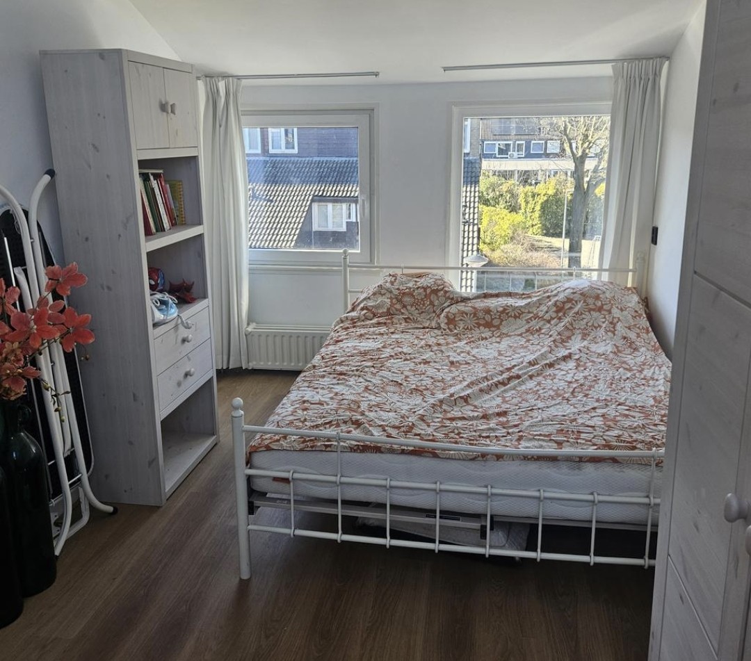 Te huur: Zwijndrecht / €700,00 p.m. / 20,00m2