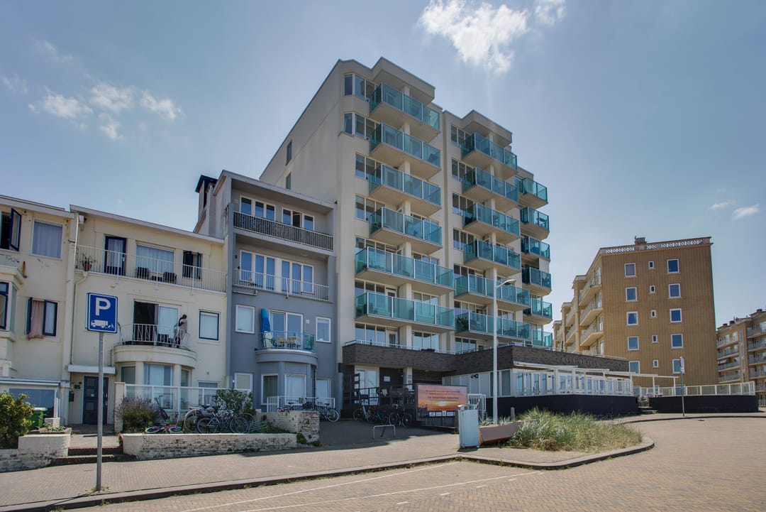 For rent: Den Haag / €2400 p.m. / 63m2