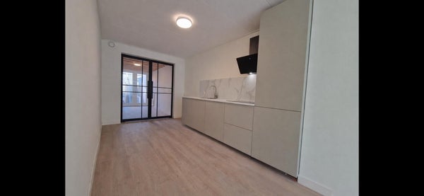 Te huur:  Utrecht  / €2675,00 p.m. / 75,00m2