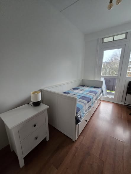 For rent: Amsterdam / €1550 p.m. / 16m2