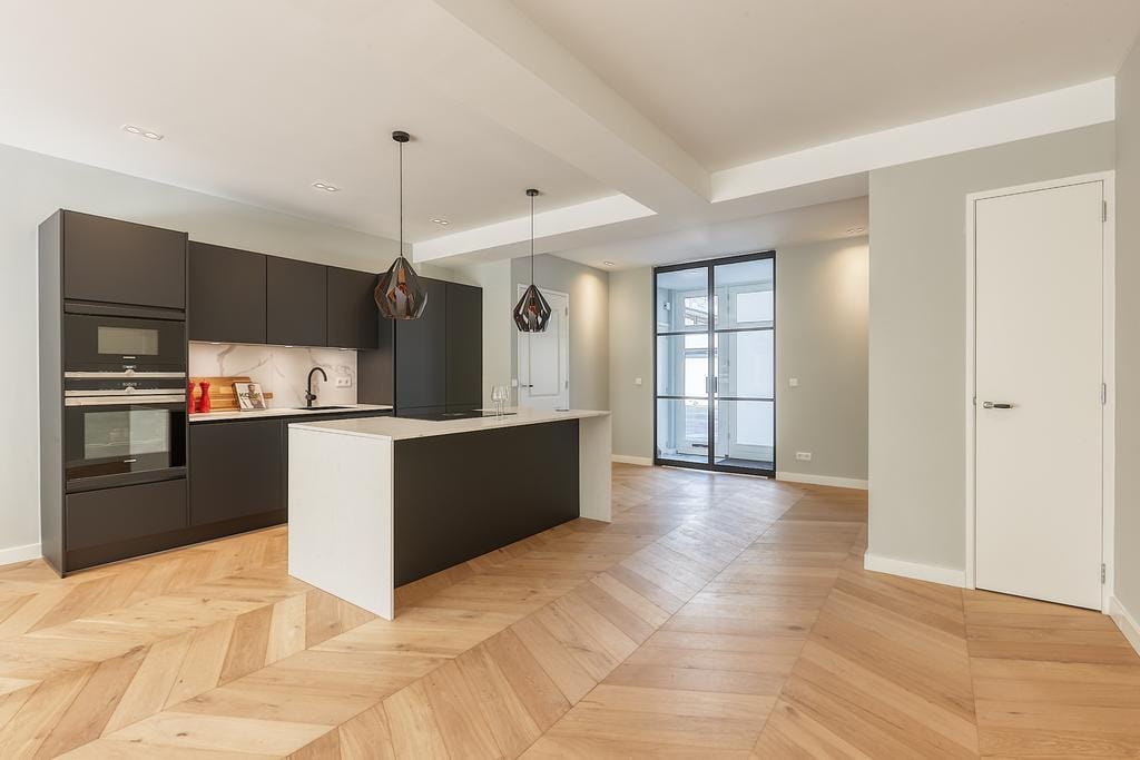 Te huur: Den Haag / €2700,00 p.m. / 125,00m2